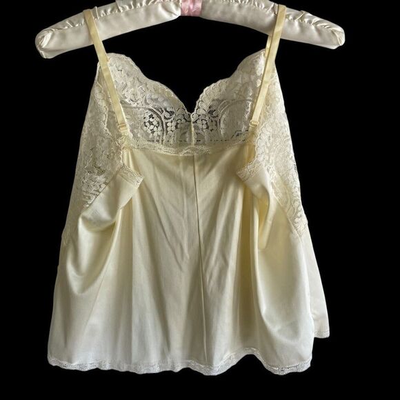 Vintage Applause Camisole Top Women's Size 34 Pale Yellow Lace Trim - Picture 4 of 7